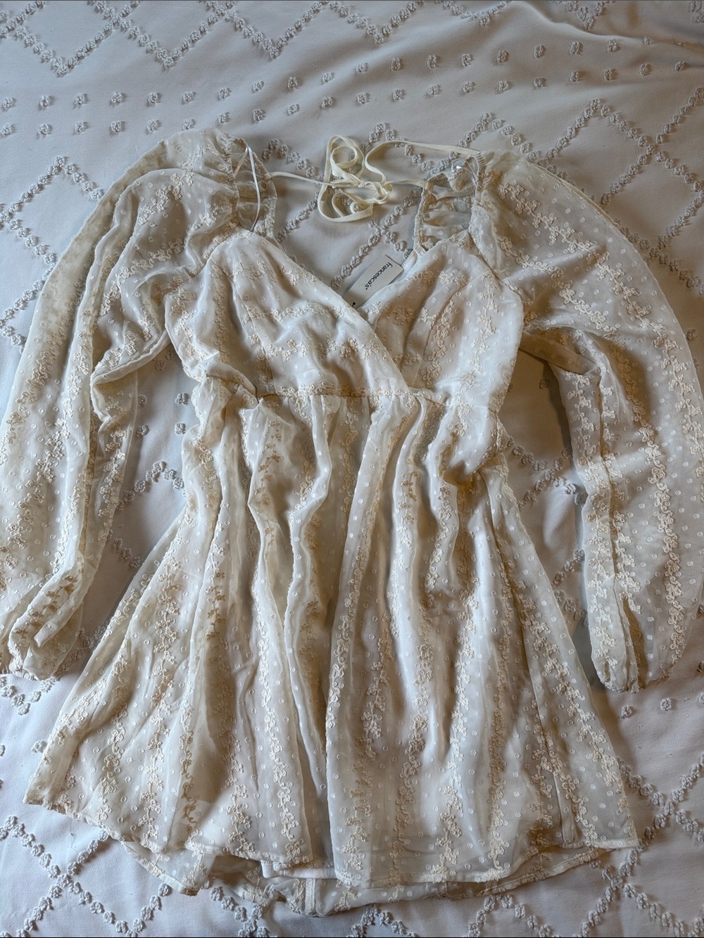 Mi Ami by Francesca’s Delicate Cream Babydoll Lace Long-Sleeve Mini Dress Size M